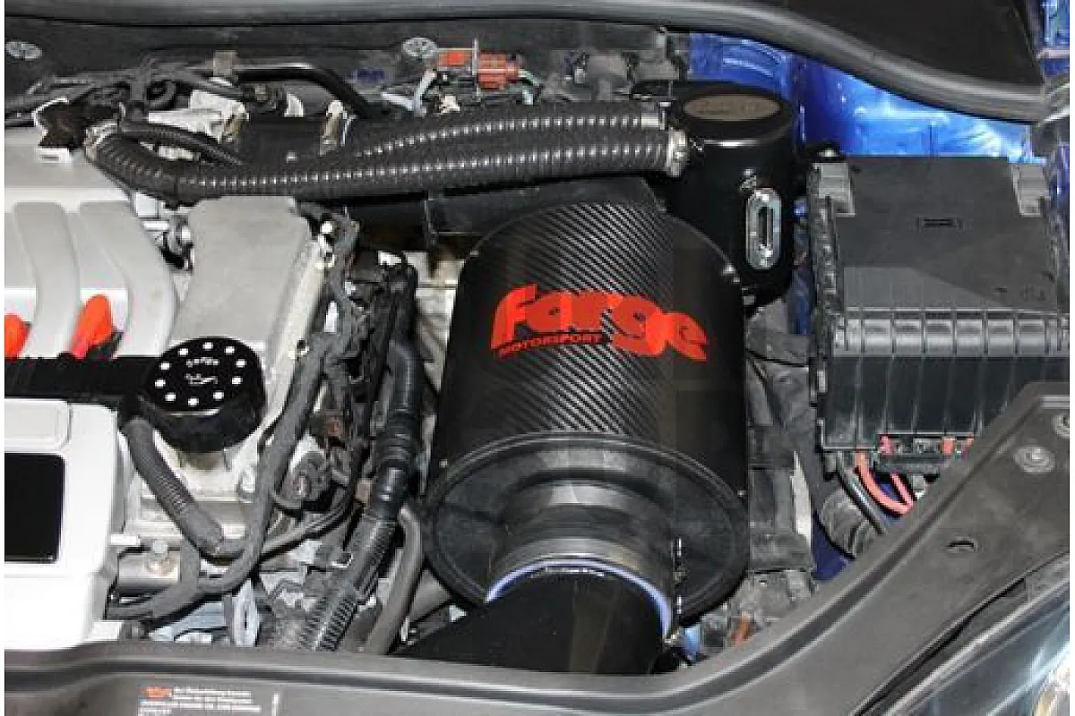 Карбонова всмукателна система Forge за Audi A3 8P 3.2 V6