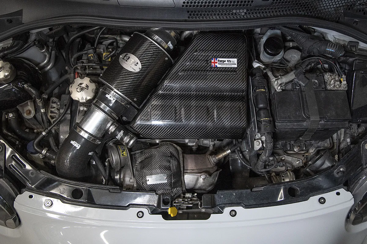Forge Motorsport Въздушен капак от въглеродни влакна 500 / 595 Abarth