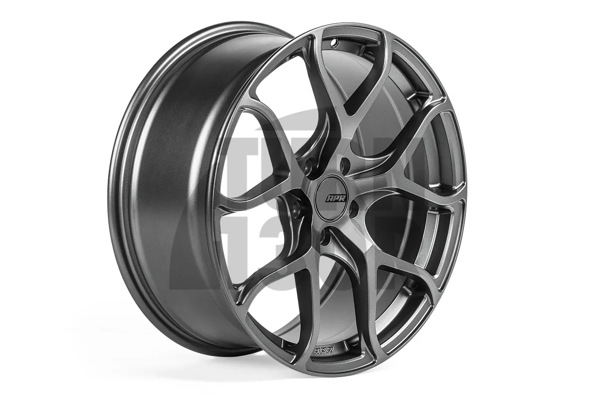 APR A01 Flow Formed джанта 19 x 8.5 ET45 – Gunmetal, Black или Silver