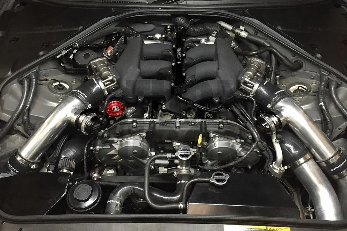 HKS Червена Капачка за Масло Nissan 200sx - 350Z - 370Z - R35 GTR