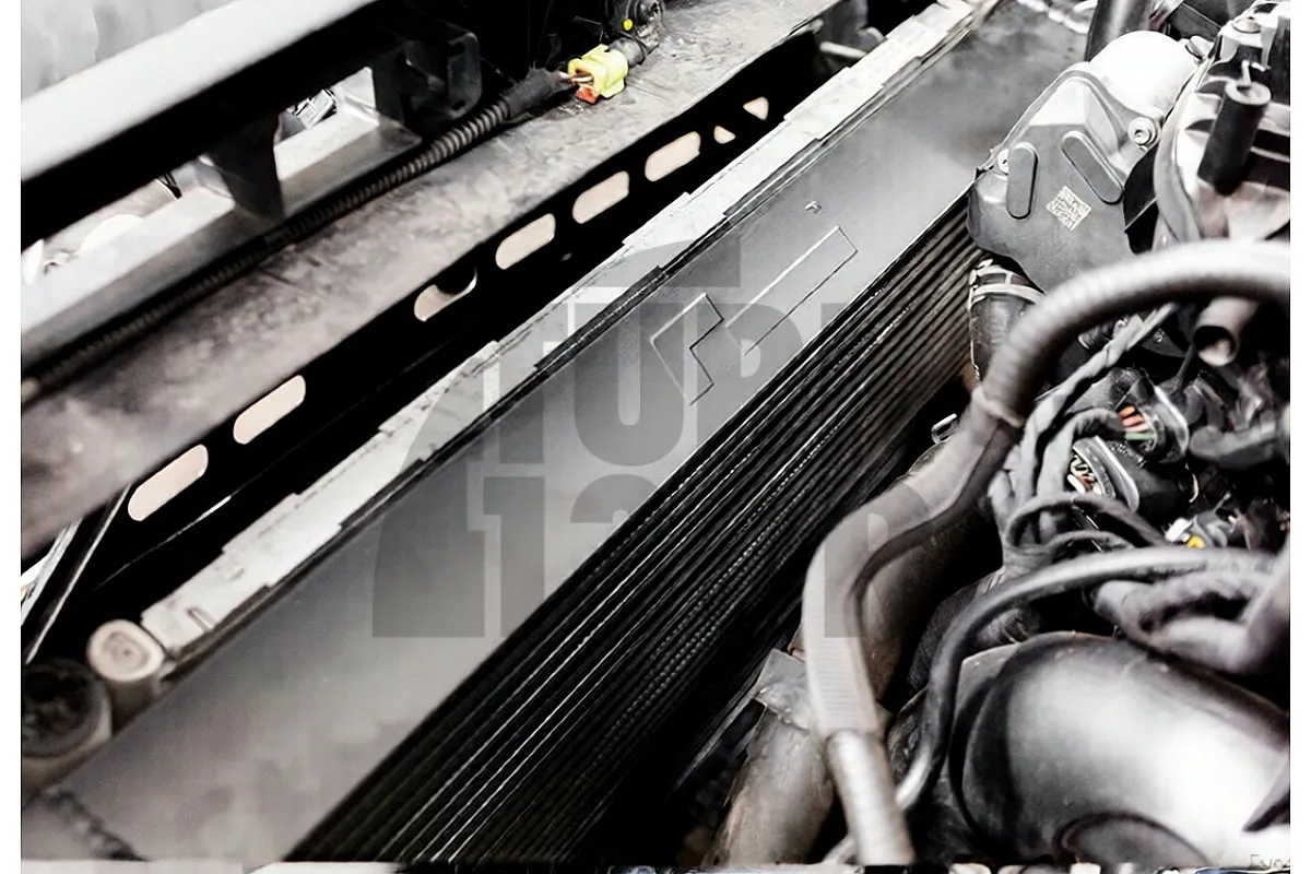Перформанс Интеркулер за Golf 7 GTI / Golf 7 R / Leon 3 Cupra / S3 8V / TT 8S EA888.3 MQB Racingline