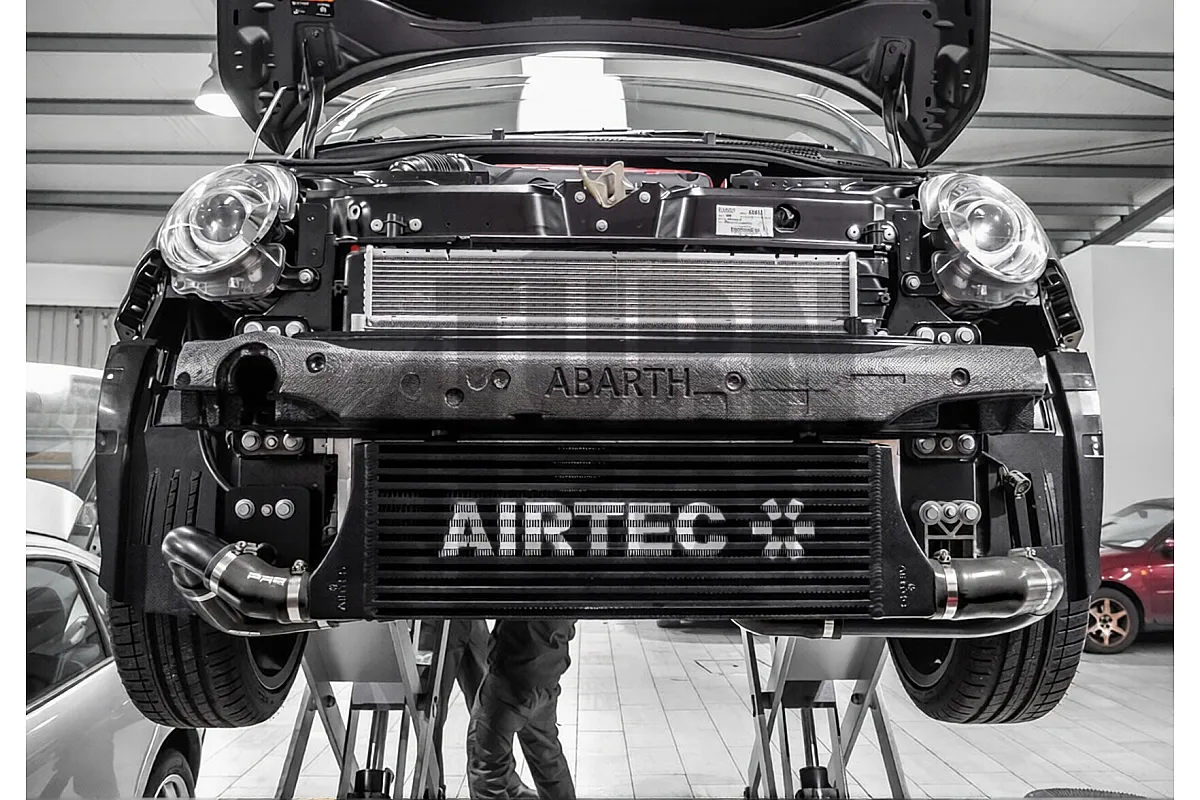 Airtec интеркулер кит за Turbo IHI - ABARTH 595 - 695