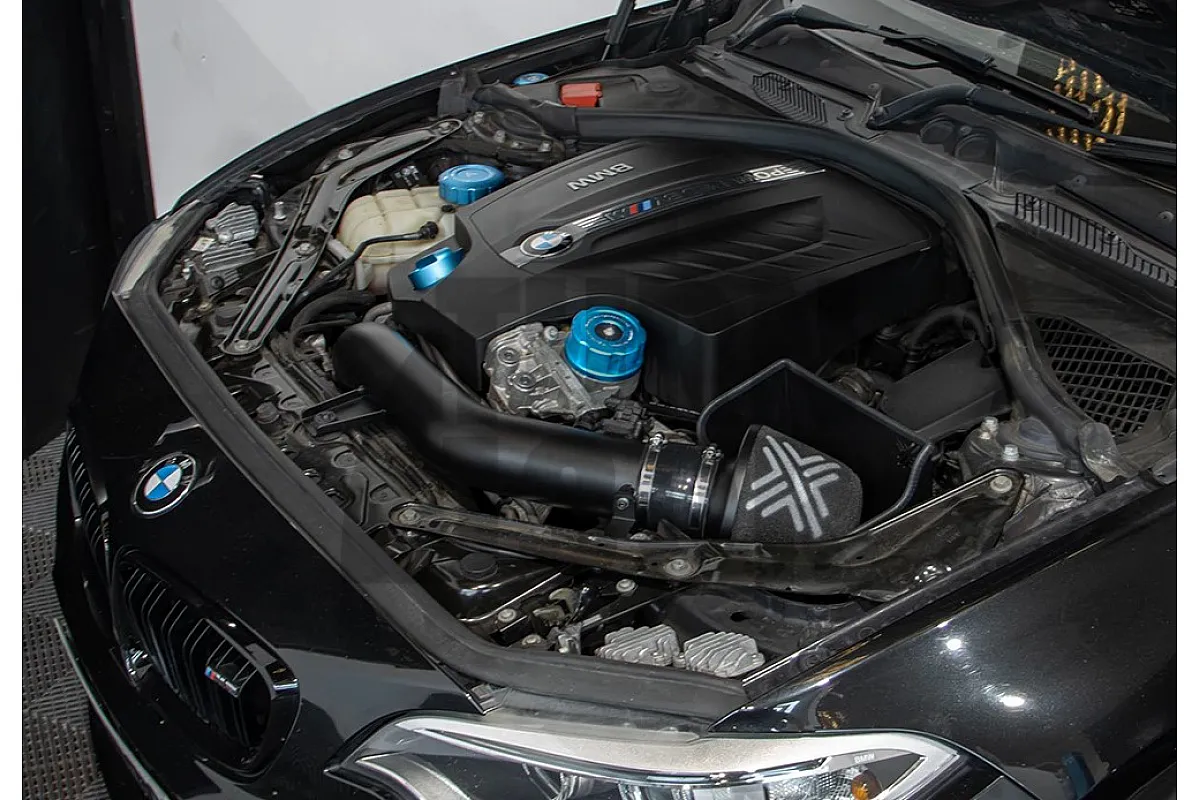 Pipercross всмукателна система за BMW M2 F87 - 135 - 235 F2x и 335 - 435i F3x N55