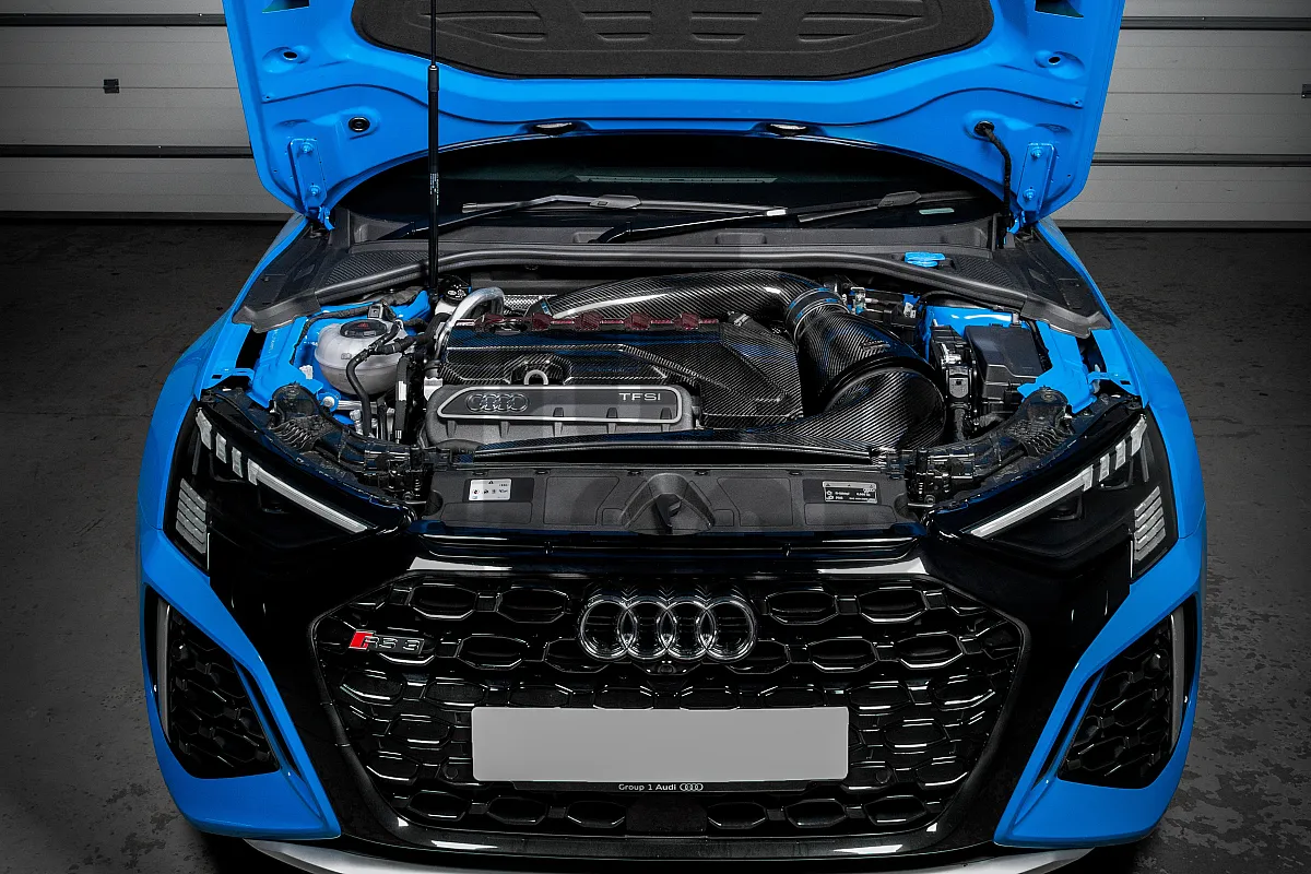 Eventuri карбонова всмукателна система за Audi RS3 8Y