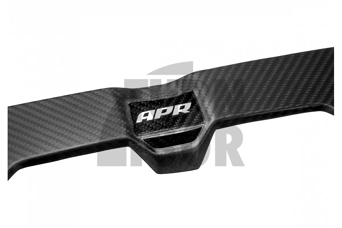 APR карбонов капак на двигателя за Audi RS6 C8 и RS7 C8